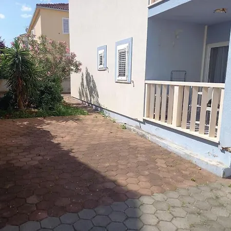Διαμέρισμα Rosa Mirca Mirce