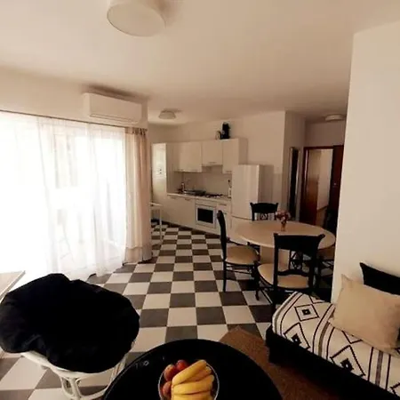 Apartment Rosa Mirca