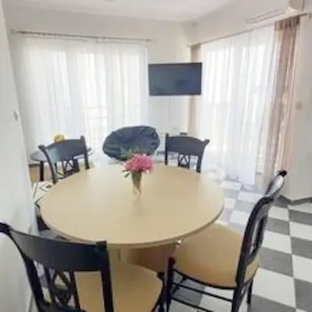 Apartment Rosa Mirca